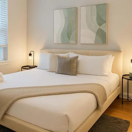Modern 2Br With Reliable Wi-Fi - Roscoe 30 Apartment